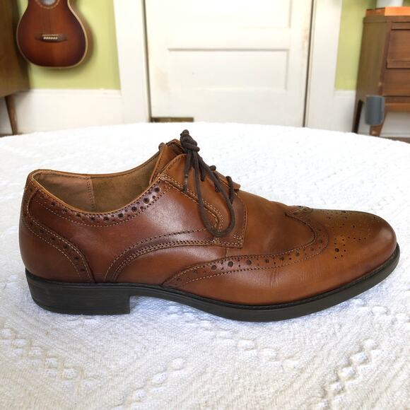 Florsheim Comfortech Ortholite Wingtip Single Shoe 10D Brown Leather Right - Picture 1 of 11